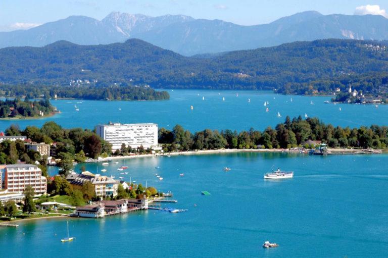 Stunning Woerthersee Holiday Home Sekull Exterior photo